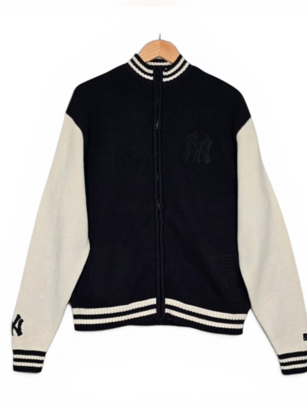 NWT Genuine Merchandise MLB Men's Black New York Yankees Full Zip Cardigan M